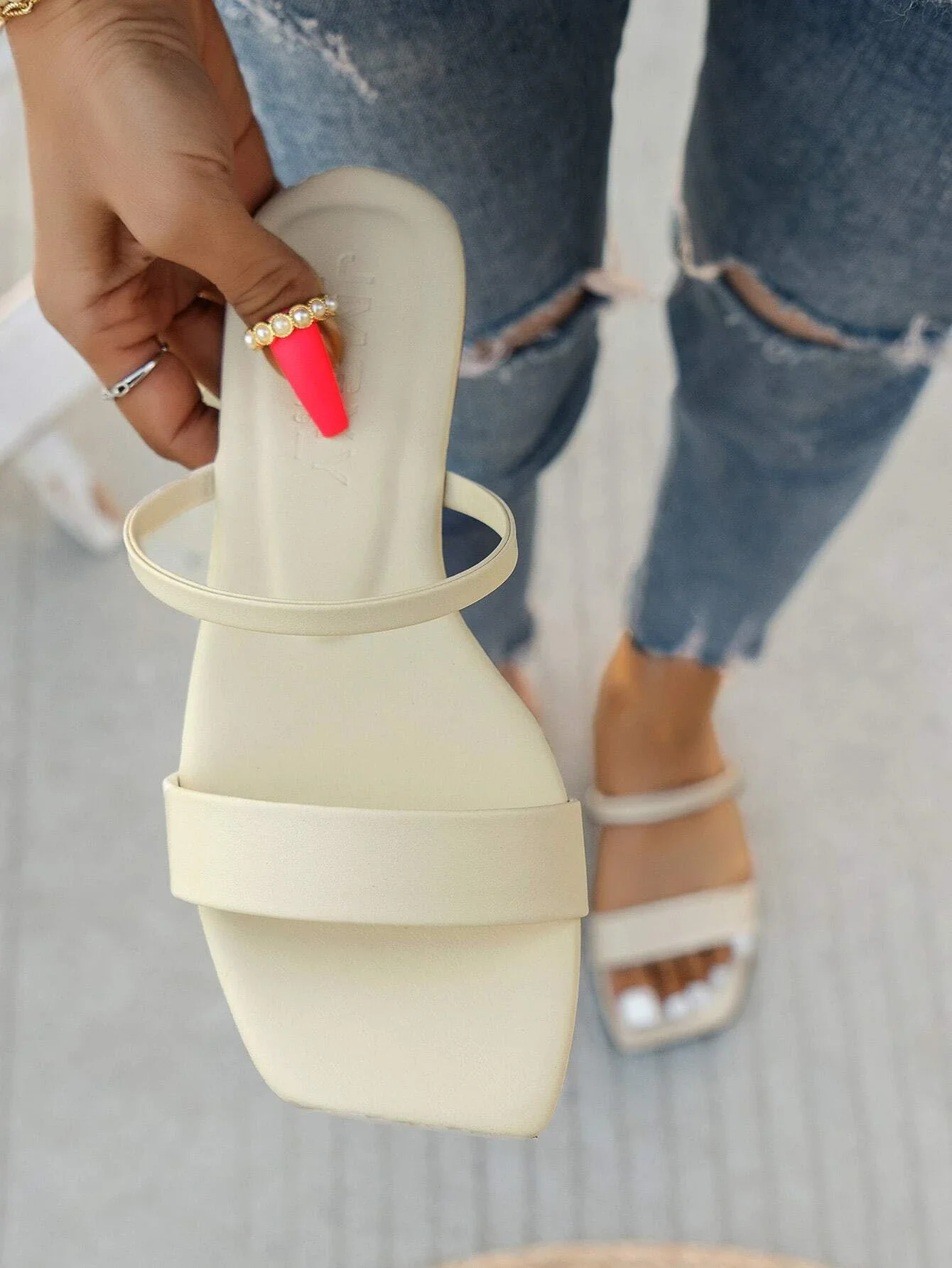 

Minimalist Two Part Slide Sandals