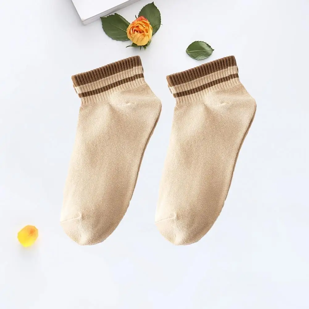 

Casual Ankle Socks Extra Soft Comfortable Wear Resistant Women Ankle Socks Solid Color Floor Socks for Girl
