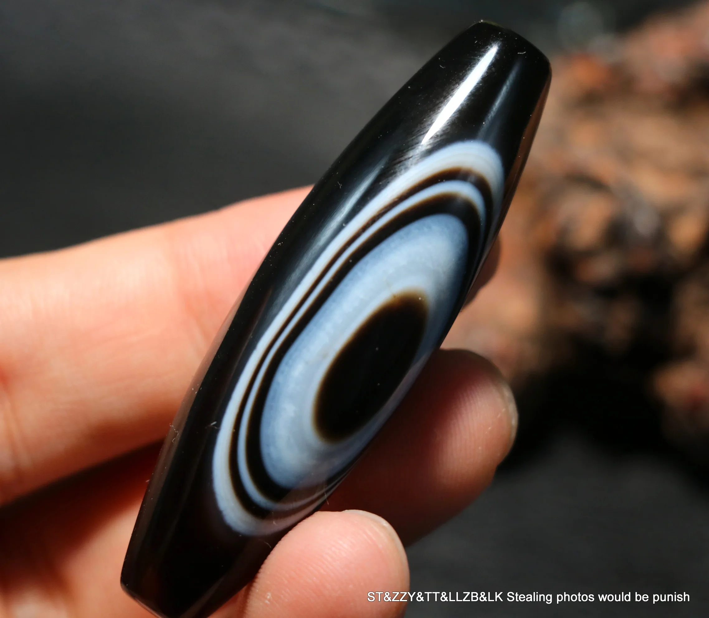 Tibetan Old Agate DZi Bead Pendant 5A