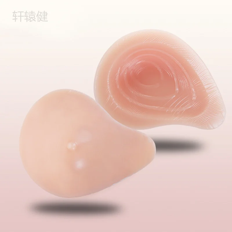For high-end surgical silicone breast implants, breast fake breasts, fake breasts, postoperative rehabilitation, comfortable and