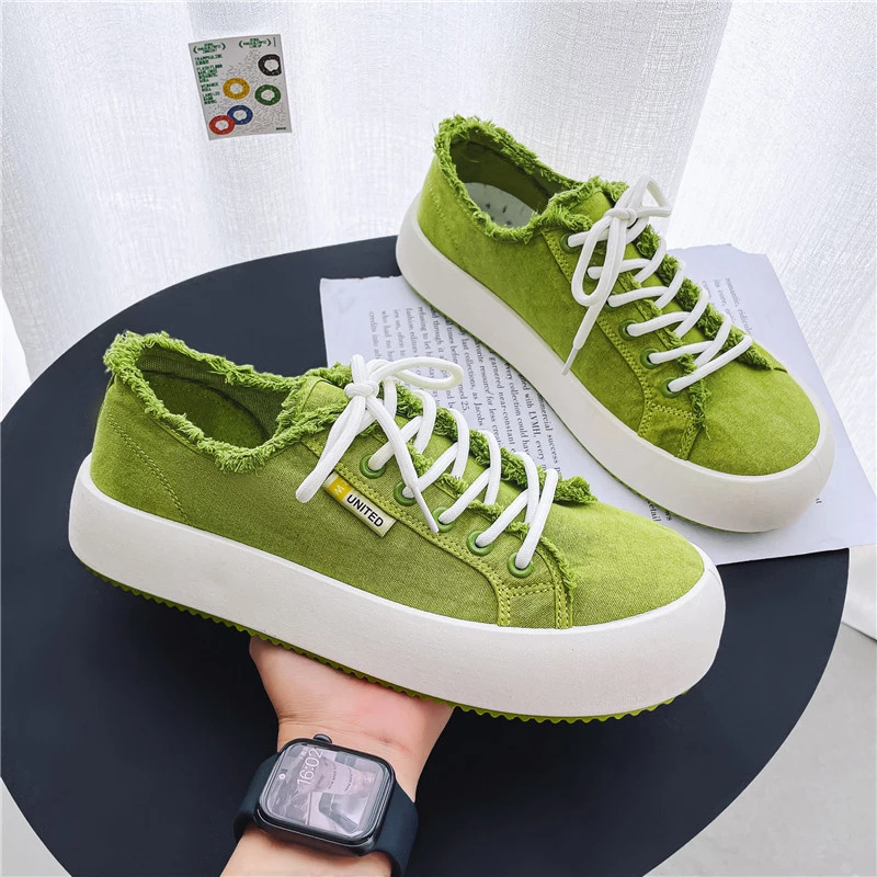 

Fashion Canvas Shoes Thick Sole Sneakers Classic Skateboard Shoes Men Low Top Vulcanized Shoes Men Outdoor Walking Shoes