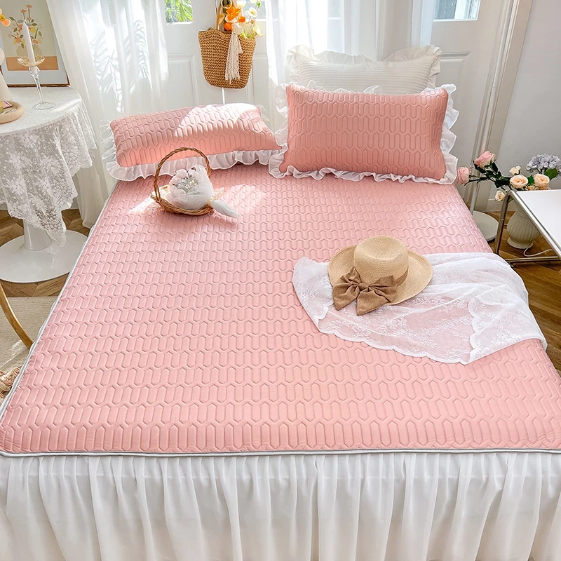 

3pc Set Bed Mat Korea Latex Bed Skirt Solid Color Bedspread Summer Fitted Sheets Bed Pad Mattress Cover Bedding with Skirt