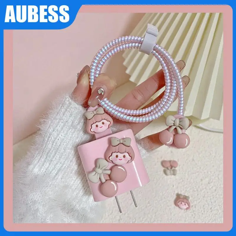 

New No Yellowing All-inclusive Soft Rubber Protective Sleeve Cartoon Cartoon Cute And Charming Winder Does Not Affect Charging