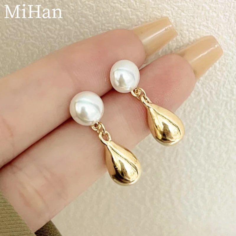 

Fashion Jewelry 925 Silver Needle 2023 Trend New Elegant Temperament Metal Teardrop Earrings For Women Wedding Gifts Wholesale