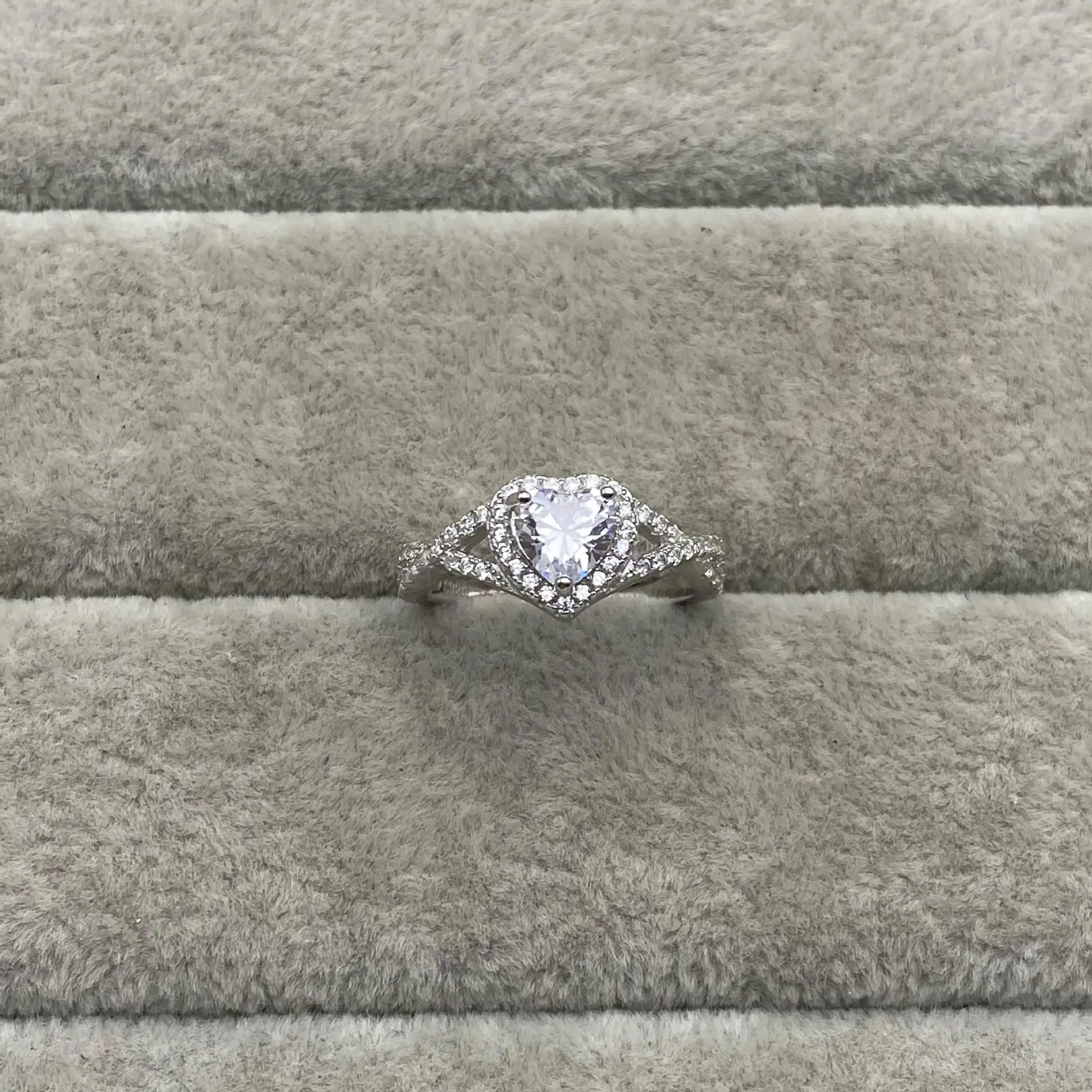 

Кольцо из чистого серебра S925 Haohua, кольцо с бриллиантами из циркония в форме сердца, элегантное индивидуальное обручальное кольцо, Женское к...