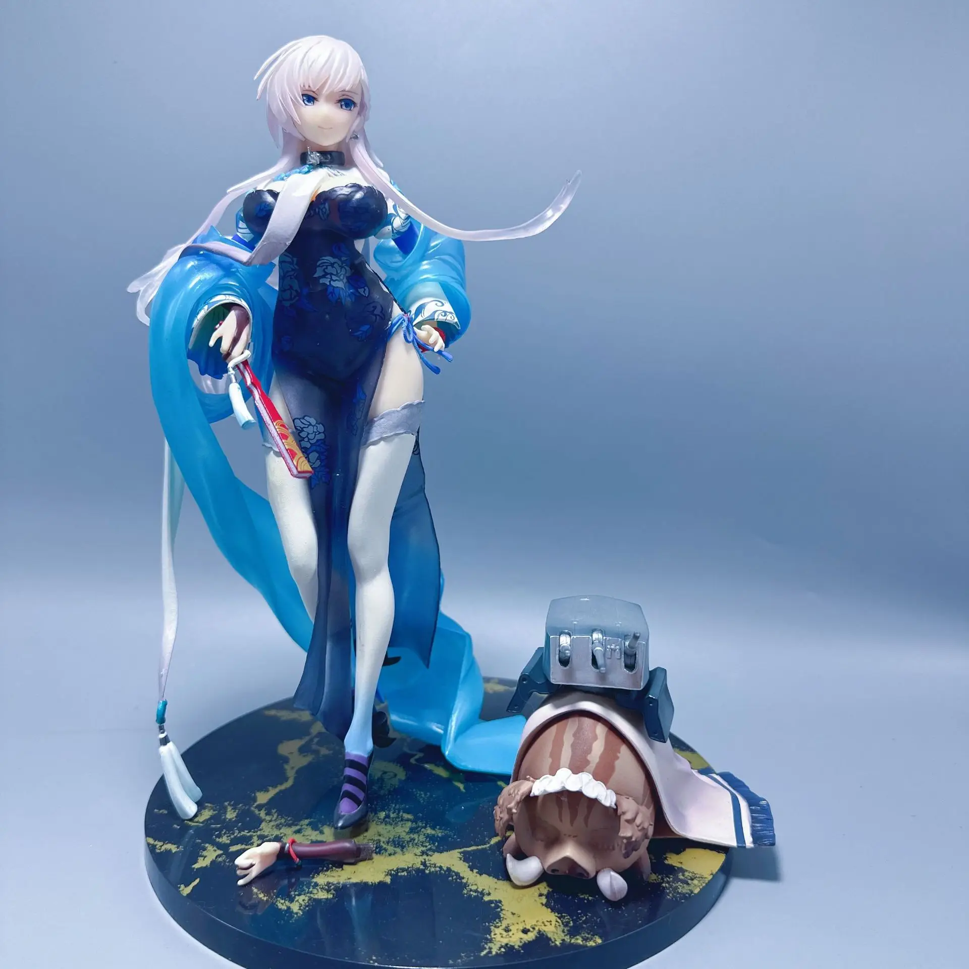 Фигурка-Статуэтка для мальчиков и девочек 26 см