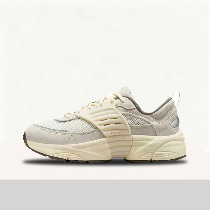 Фото Кроссовки Nike Jordantrunner o/s classic, универсальные, дышащие и поддерживающие, для повседневной носки, бежевого цвета, для мужчин и женщин IB3722-101 №1