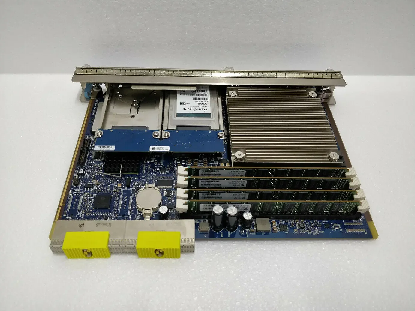 EX9200-RE 4-ядерный 1 8 ГГц 16G двигатель запоминания для EX9200