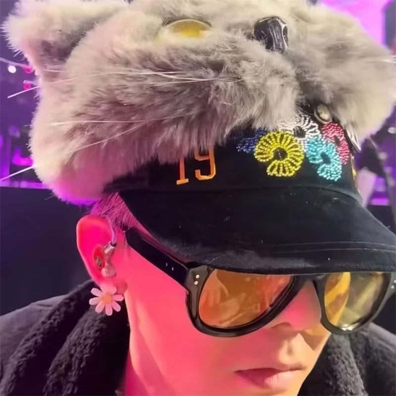 Фото Кепка HOT Kpop Bigbang GD Same Плюшевая шляпа Концертная G-DRAGON Серые кошки Серьги Волокна Милые животные Унисекс Хип-хоп Панама Подарок №5