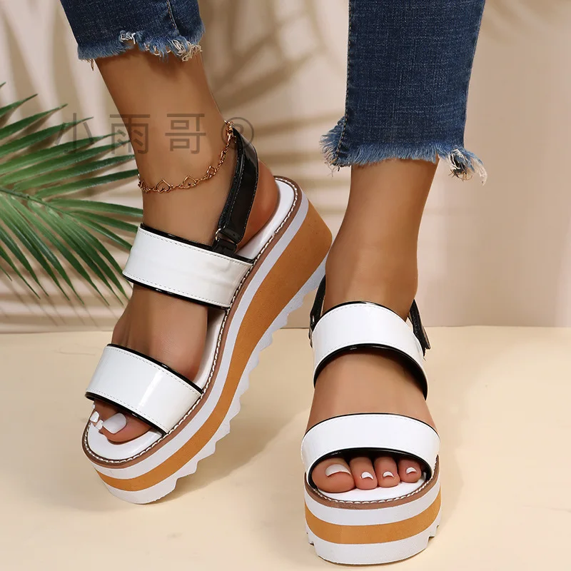 

Thick-soled Sandals Women's Word Buckle Color Matching Slope with Open-toed Sandals Slippers