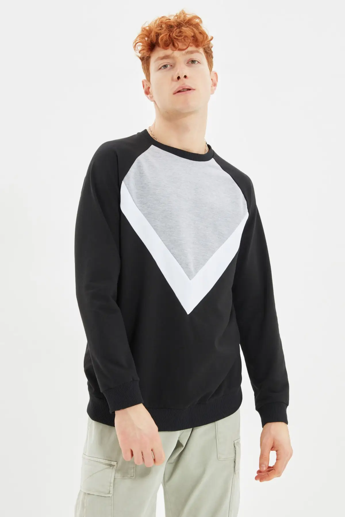 

Trendyol Men 'S Regular Fit Long Sleeve Cycling Lapel Paneled Sweatshirt TMNAW22SW1049