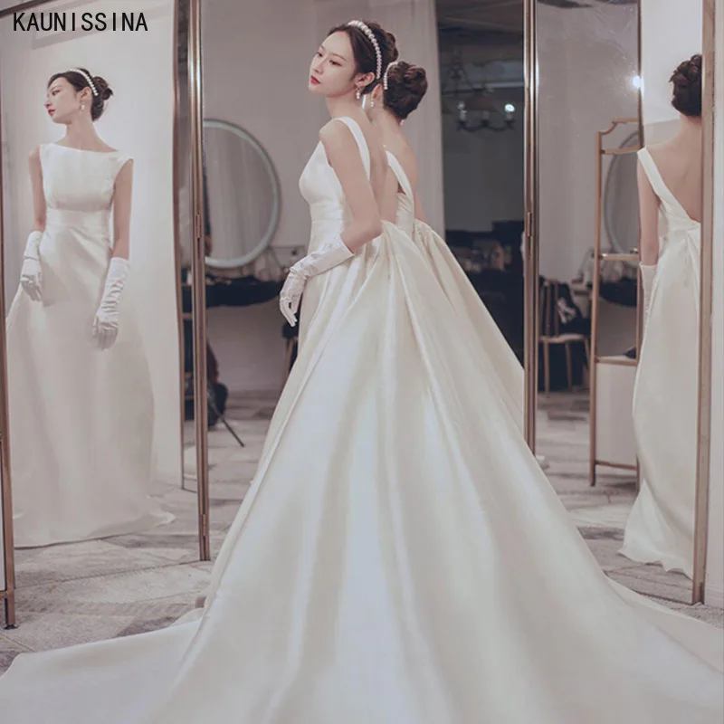 

KAUNISSINA Princess Satin A-Line Wedding Dress Elegant Floor-Length Sweep Train Open Back Bridal Marriage Dresses Bride Gown