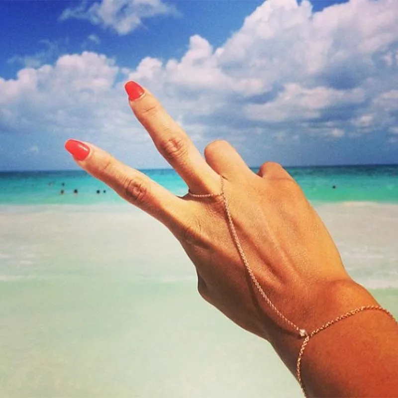 

Fashion Elegant Gold Color Faceted Beads Chain Bracelet Finger Ring for Women Simple Connecting Hand Harness Jewelry Gifts
