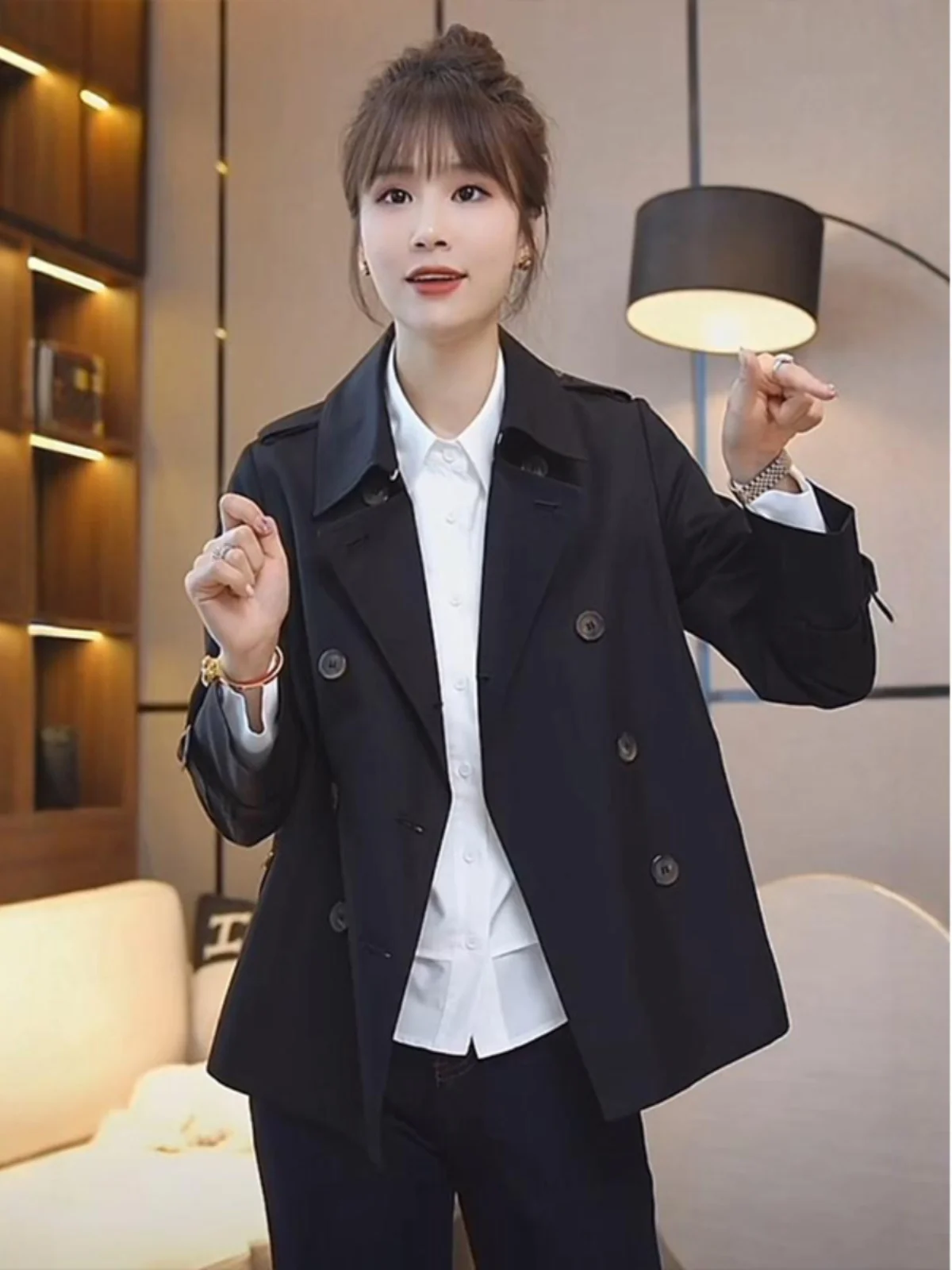 Модный короткий женский плащ Sle 2024 новая осенняя темпераментная одежда маленькая