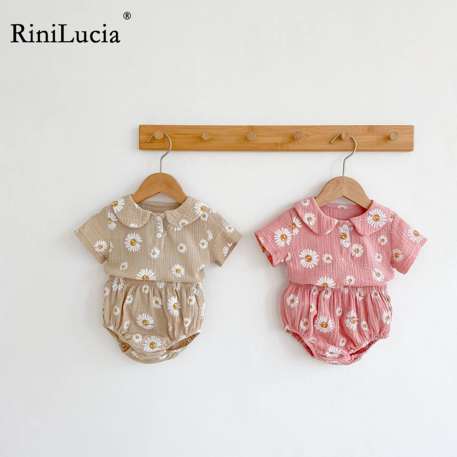 

RiniLucia 2022 Summer Baby Short Sleeve Clothes Set Infant Boys Girls Cute Daisy Print T Shirt + Shorts 2pcs Suit Kids Outfits
