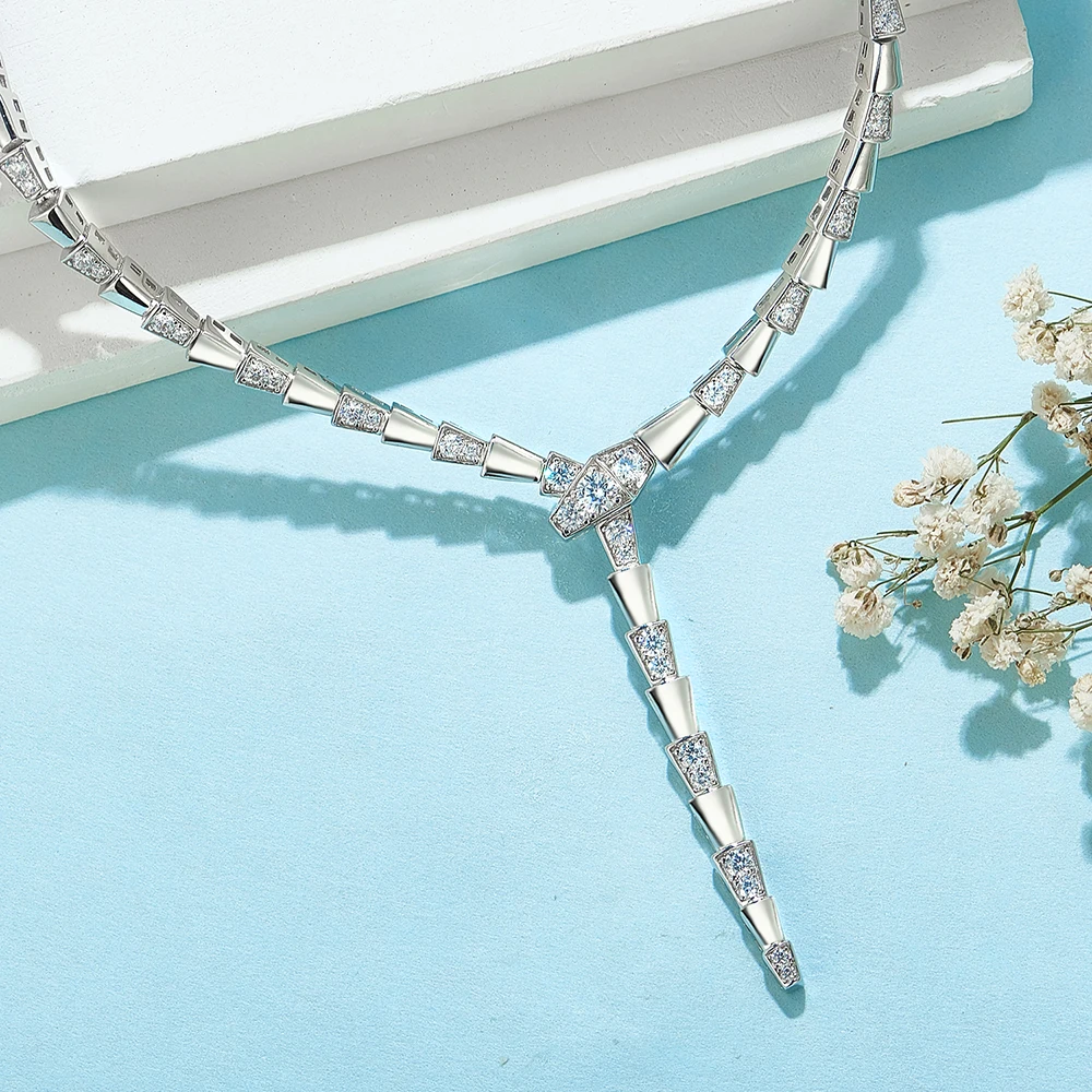 Женское ожерелье из серебра 925 пробы в виде змеи