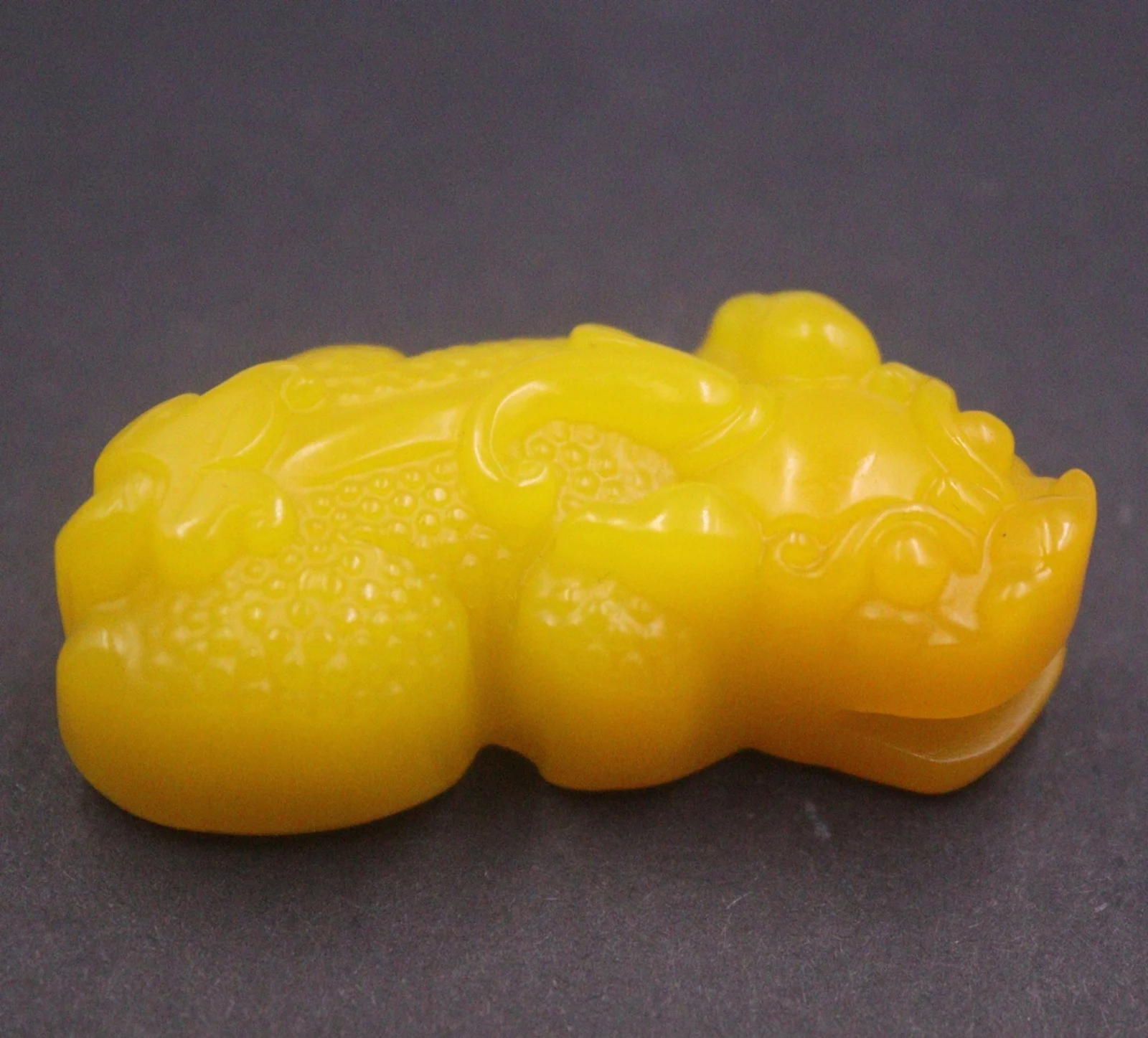 

Натуральный желтый халцедон, для мужчин и женщин, подарок на удачу, резной дракон, подвеска Pixiu