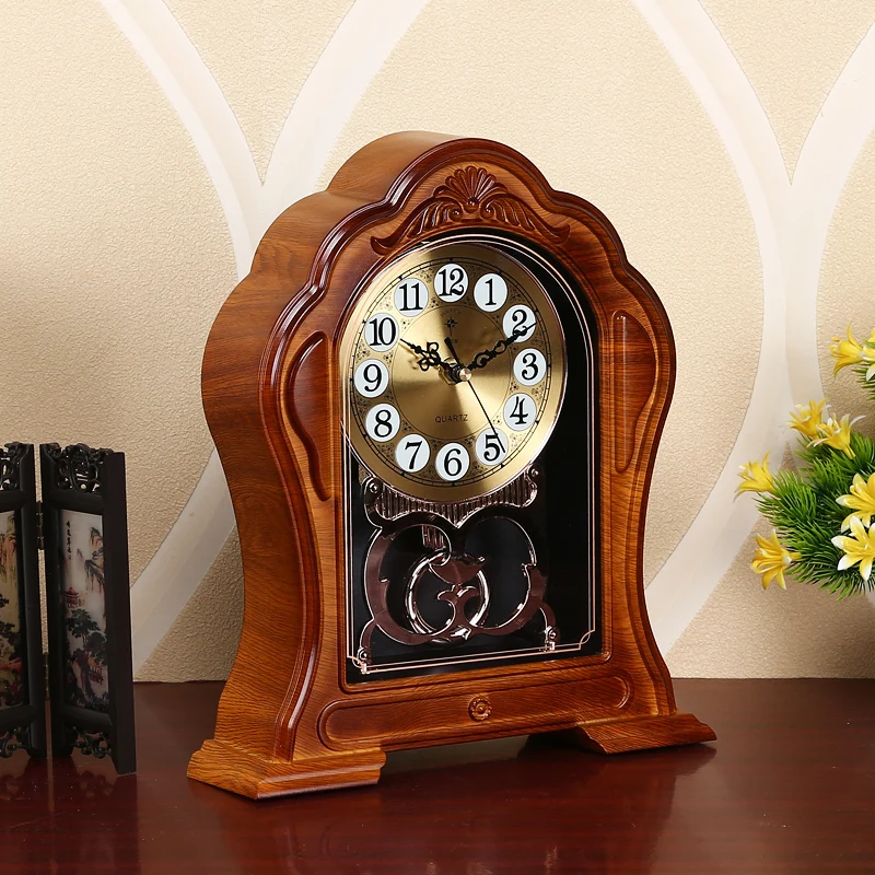 

Часы Домашние в европейском стиле ретро, имитация массива дерева, настольные часы, пластиковые бесшумные настольные часы для спальни