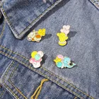 Милая женская брошь в полоску в виде рубашки, эмалированная брошь в виде животного, брошь в виде дельфина, брошь гриб