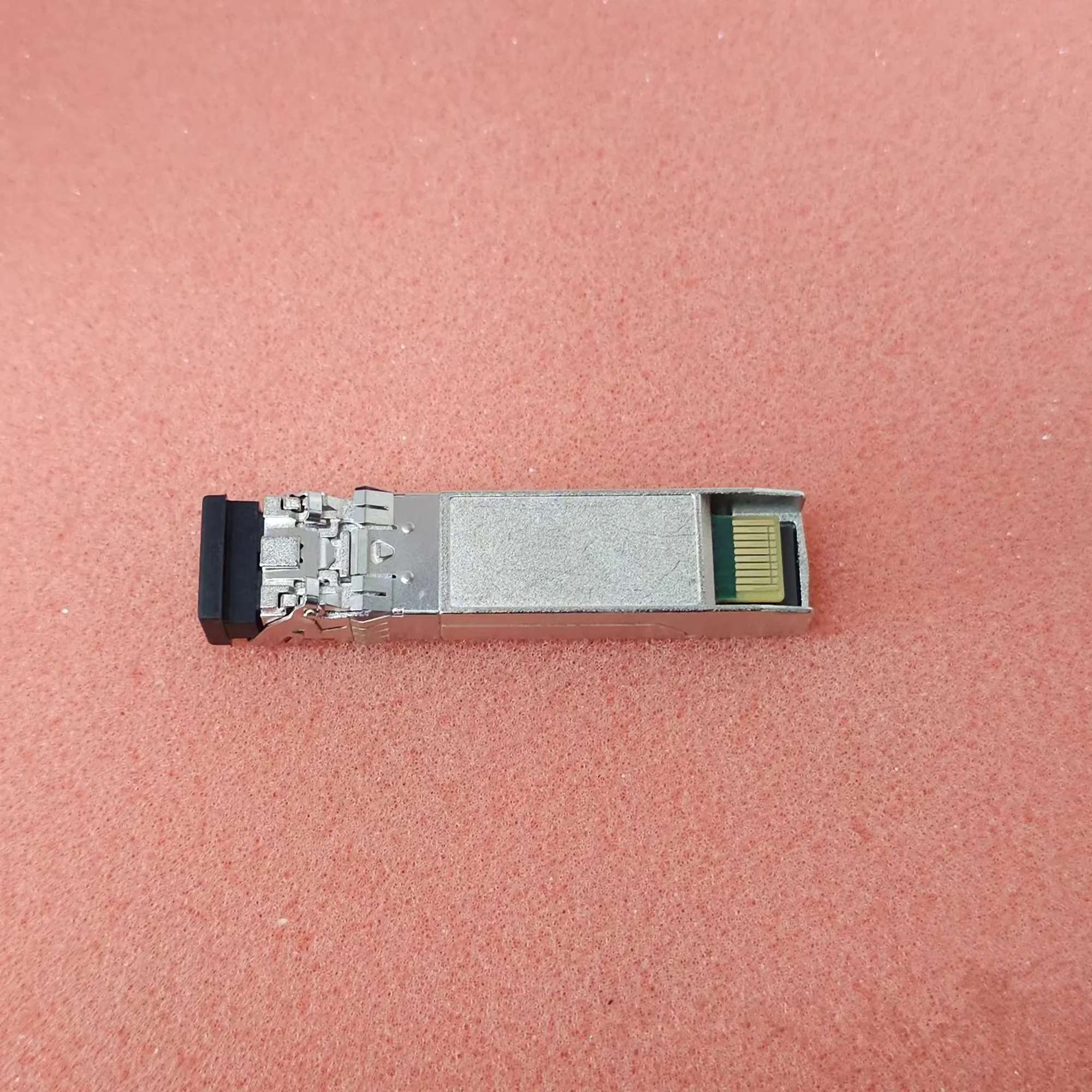 Трансивер Extreme Networkworks 10G SFP+ SR 850NM 10GB-SR-SFPP AFBR-709SMZ-EN1 Оптическое волокно