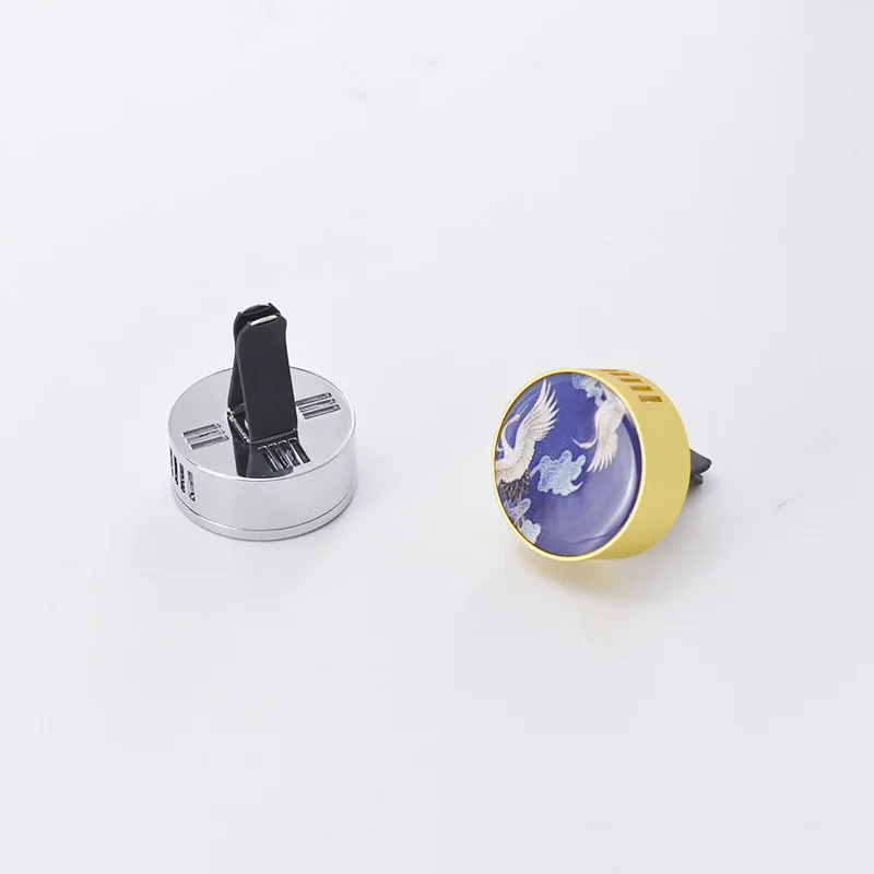 

Magnetic Metal Car Aromatherapy Car Outlet Aromatherapy Clip Gift Solid Perfume Ornament Alloy