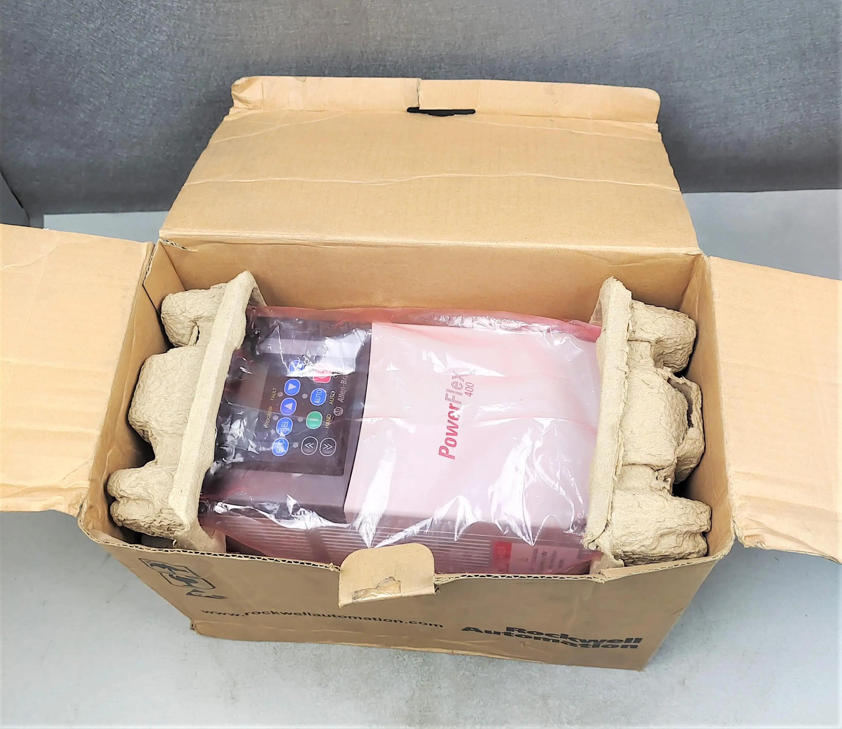 

NEW 22C-D017N103 2013year (as pictures) in stock