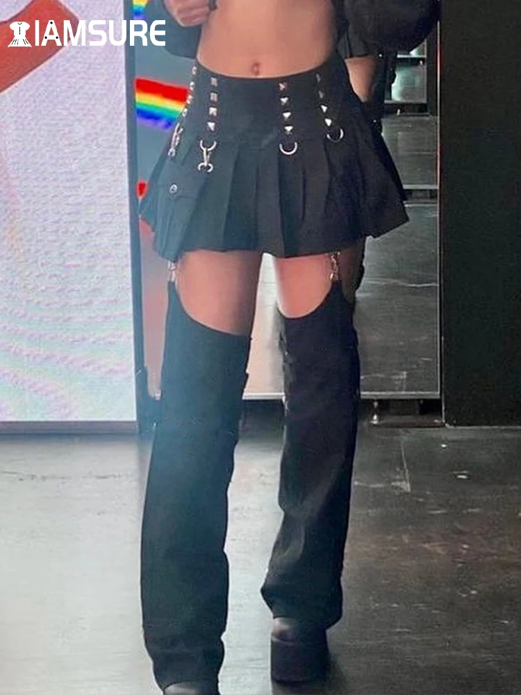 Юбка-мини плиссированная с высокой талией в готическом стиле