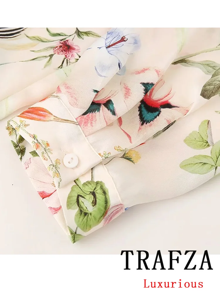 Блузка женская с длинным рукавом отложным воротником и принтом