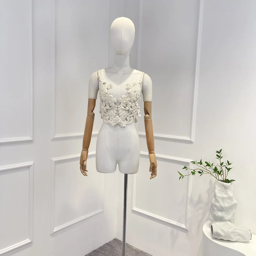 

Newest Arrivals 2023 High Quality Hollow Out Flower Embroidery Solid Beige Black Tank Top for Women