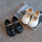 Туфли Mary Janes для девочек с металлической цепочкой, черные, белые туфли из искусственной кожи с круглым носком для принцесс, модная весенняя обувь на плоской подошве для детей 26-36