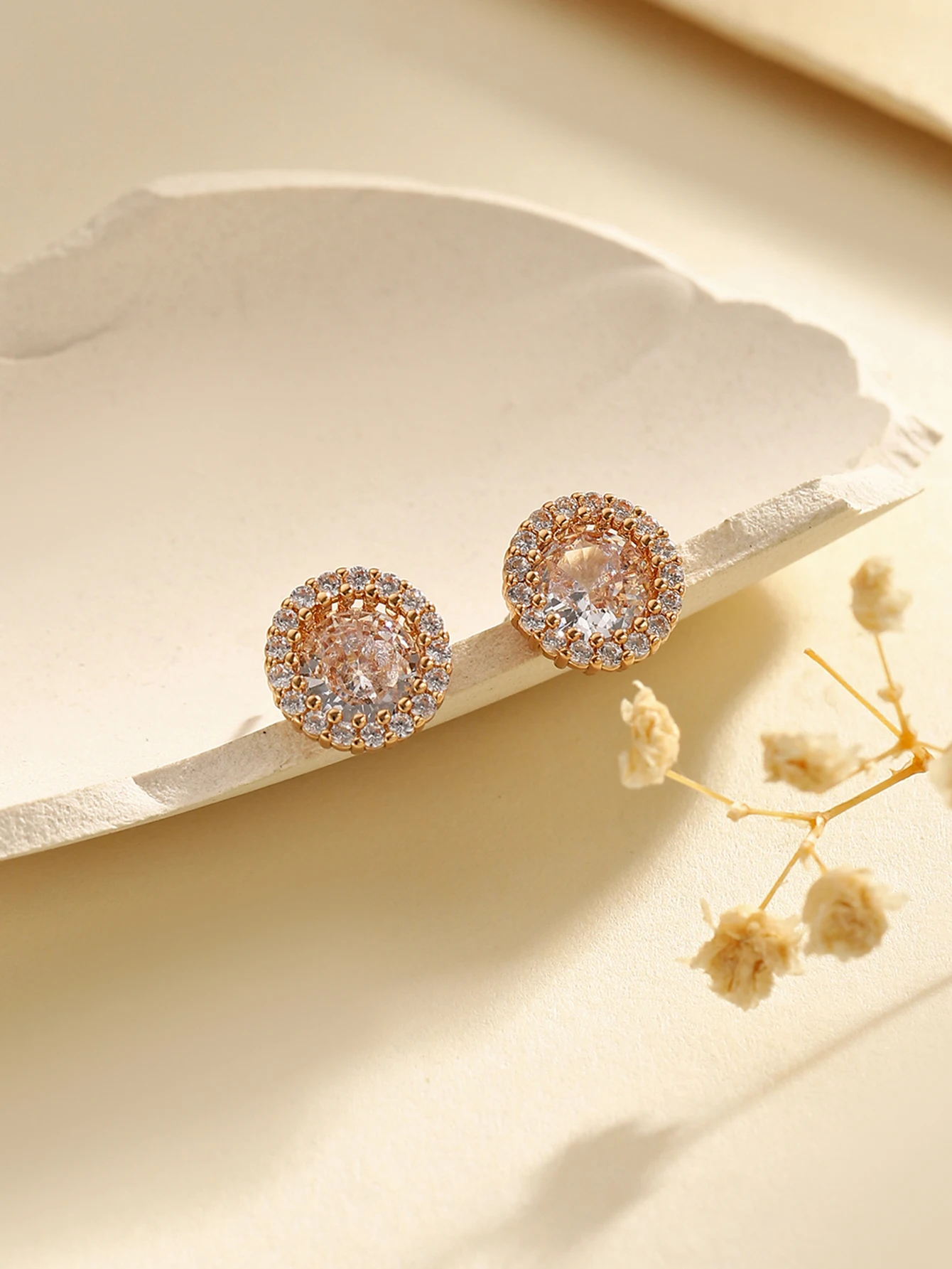 Пара медных микронаборов с цирконием полных бриллиантов роскошные