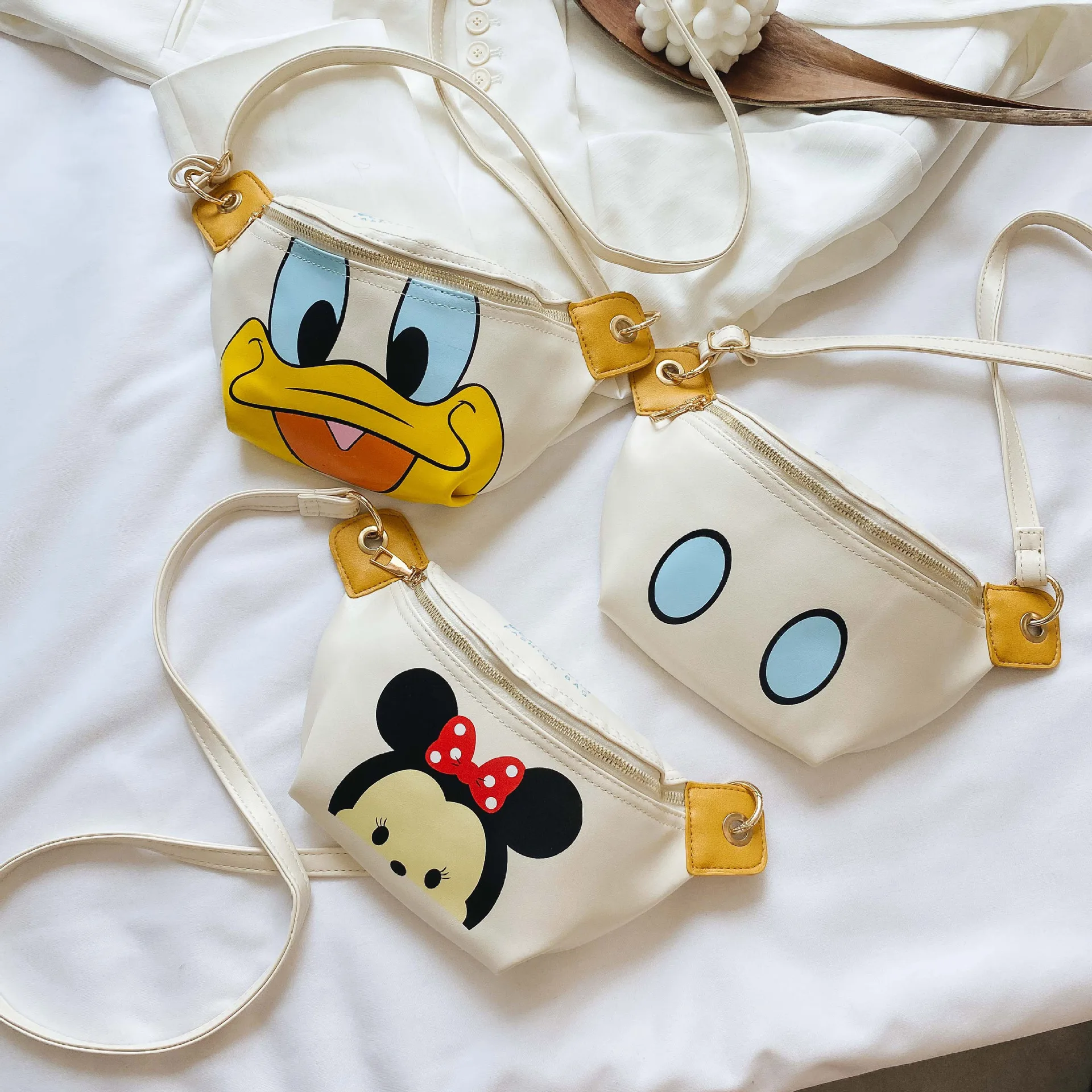 

New Disney Pu Leather Casual Cartoon Bag Women's Oblique Waist Bag Fashion Personality Princess Trendy Texture Shoulder Bag