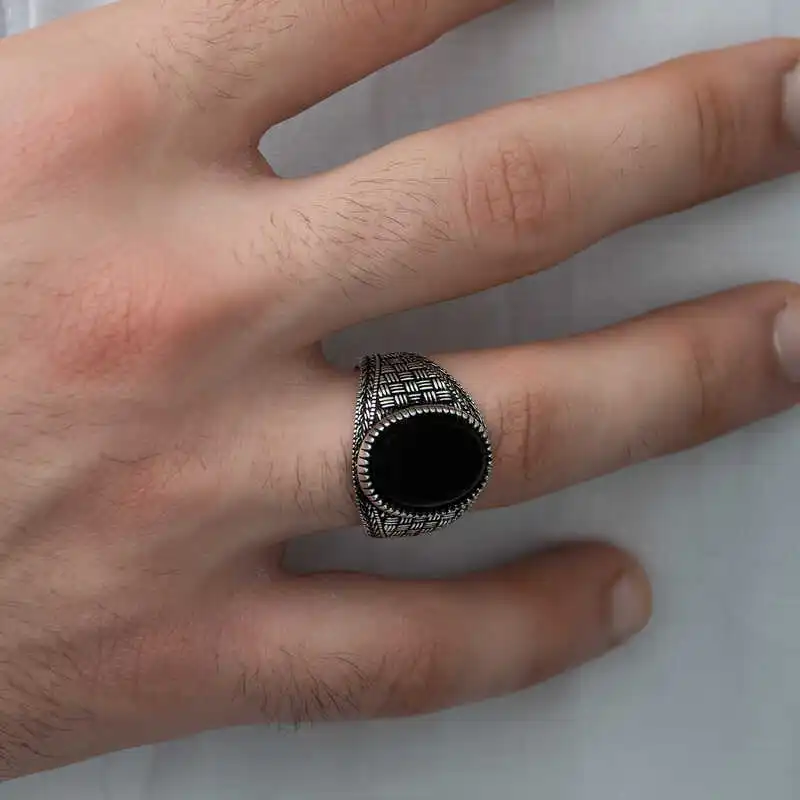 

Tevuli 925 Sterling Silver Onyx Stone Mesh Pattern Men 'S Ring