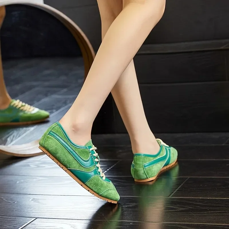 Женские кроссовки в немецком стиле новинка 2024 женские из натуральной кожи на