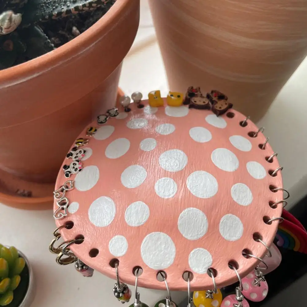 

Держатель для брелока с 26 отверстиями, стойка для хранения украшений, украшение, демонстрационный Органайзер из смолы, Настольная стойка H ...