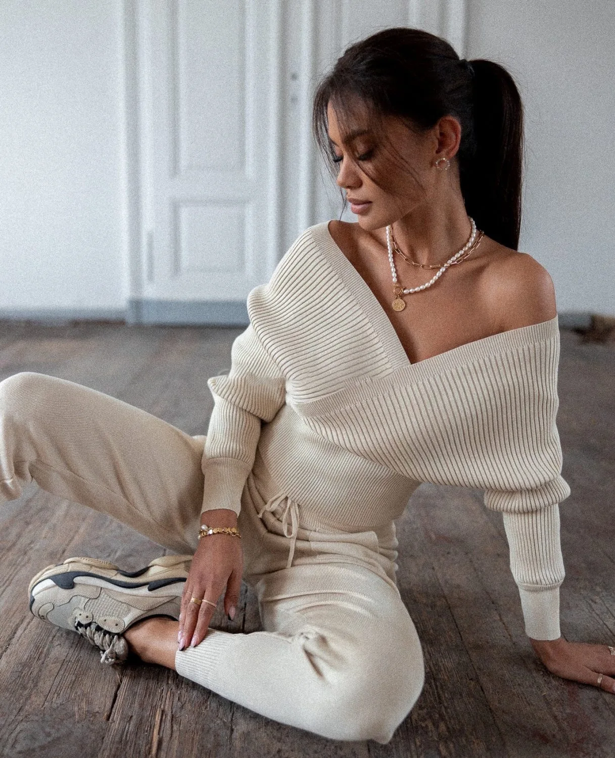 Off Shoulder Long Sleeve Tracksuit Sweater Pants Suits Matching Sets Casual Outfits Knitted Sexy Sport Two Piece Set For Women