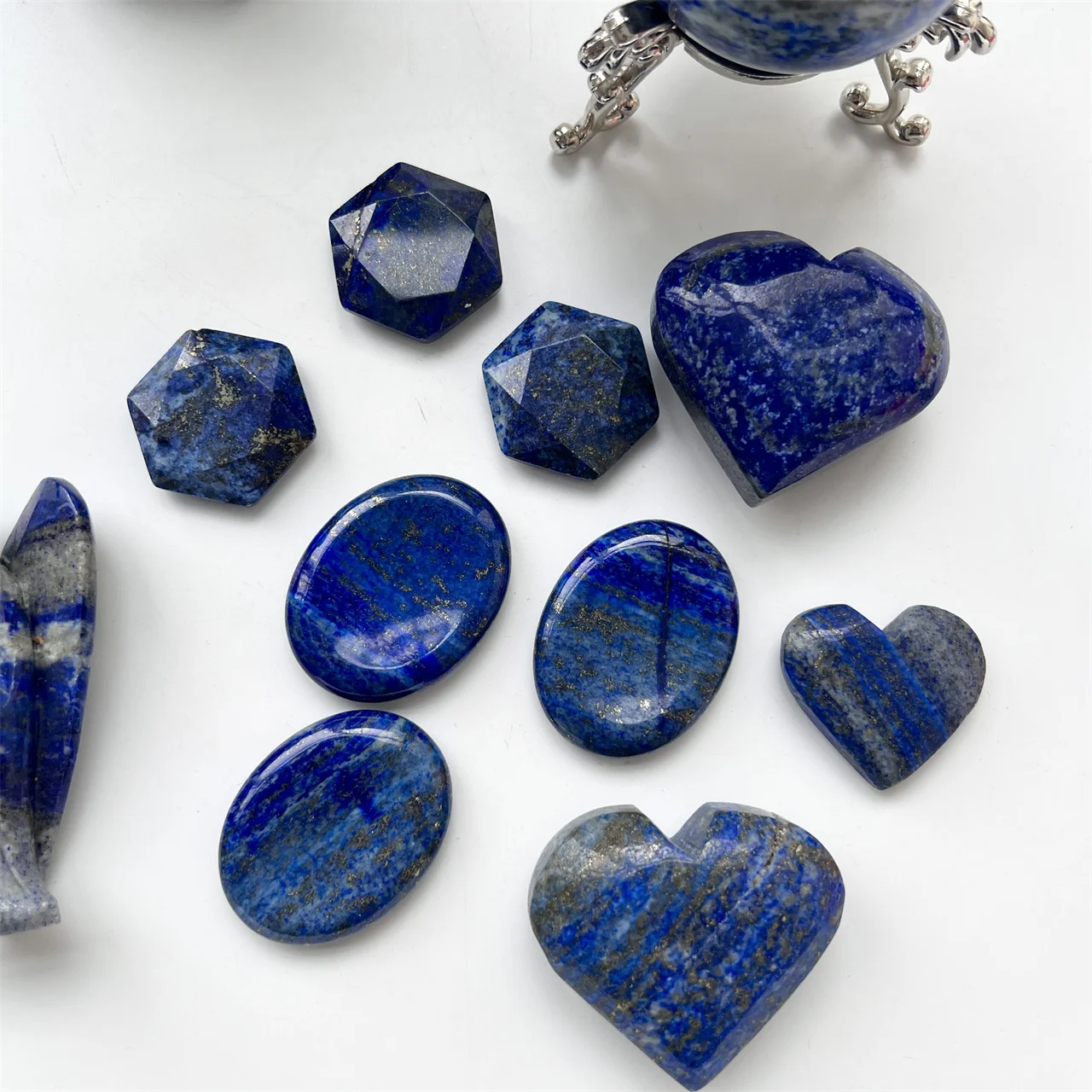 7 шт. кристаллы кварца и резной Лазурит 30 мм |