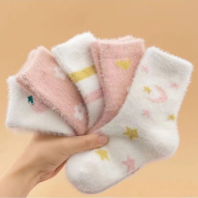 

Детские носки для девочек, осенне-зимние Утепленные плюшевые дышащие теплые носки для детей и родителей, носки из кораллового флиса для дом...