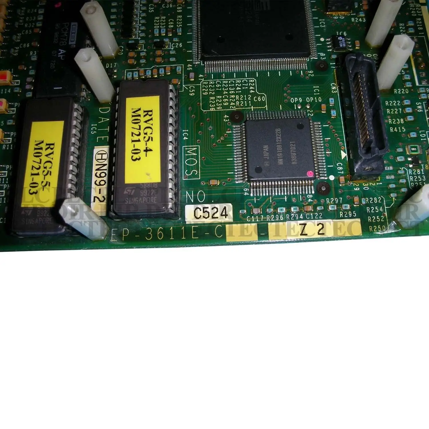 Б/у товар на складе готов к отправке.