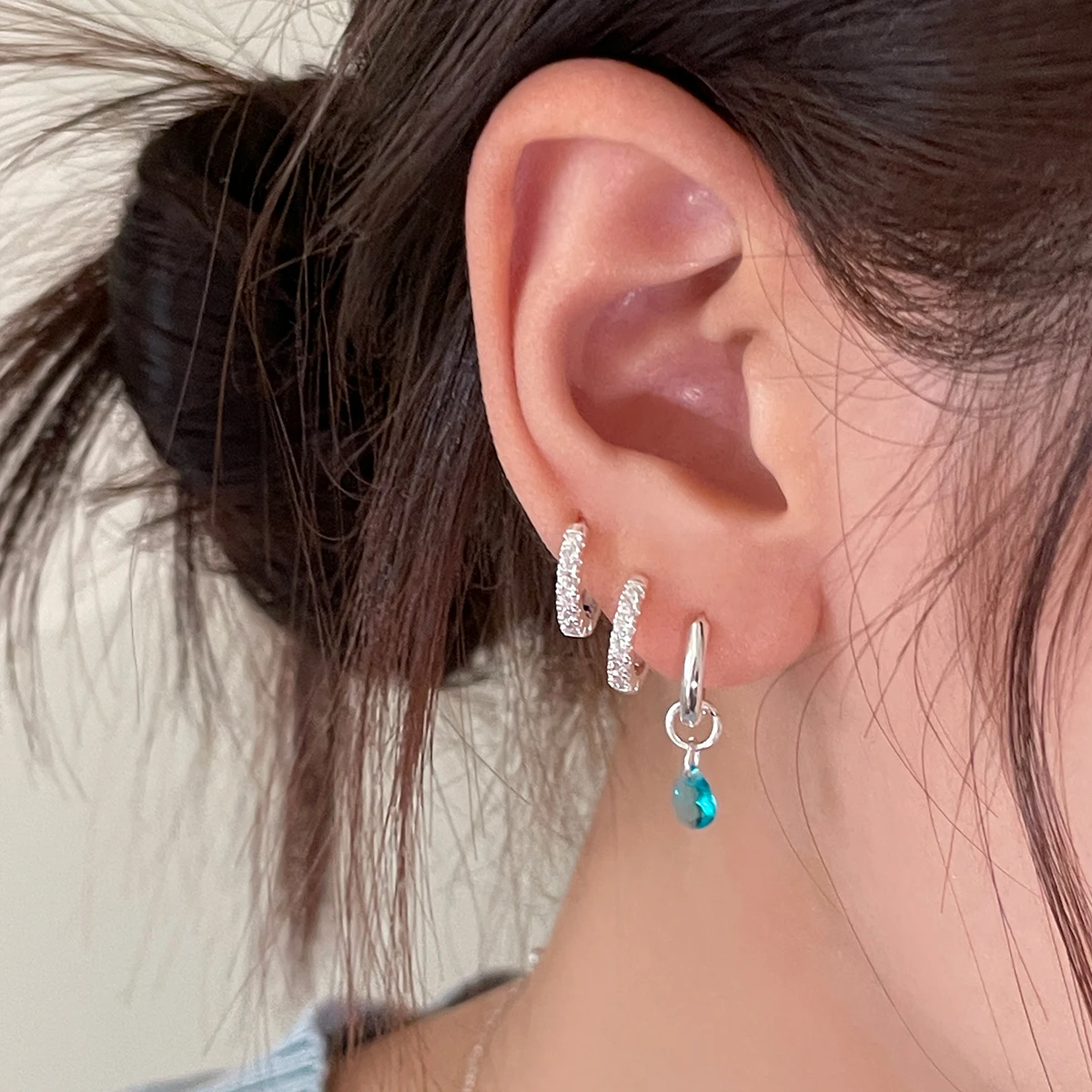 Серьги-гвоздики с цирконом Lake Water круглый комплект элегантные серьги женские