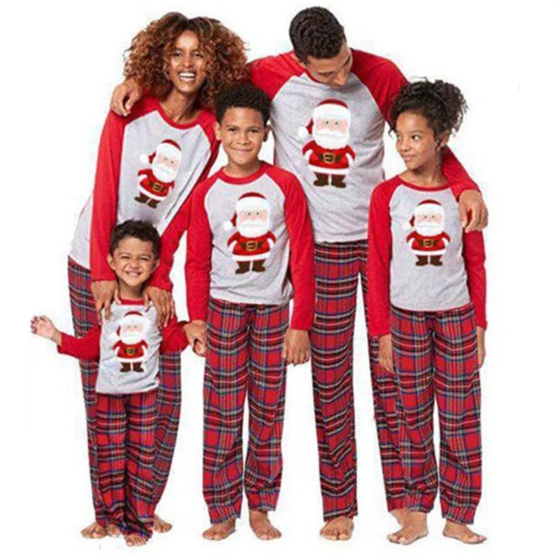 

2022 New Family Christmas Pajamas Set Deer Print Patchwork Sleepwear Father Mother Kids Xmas Homewear Family Matching Outfits