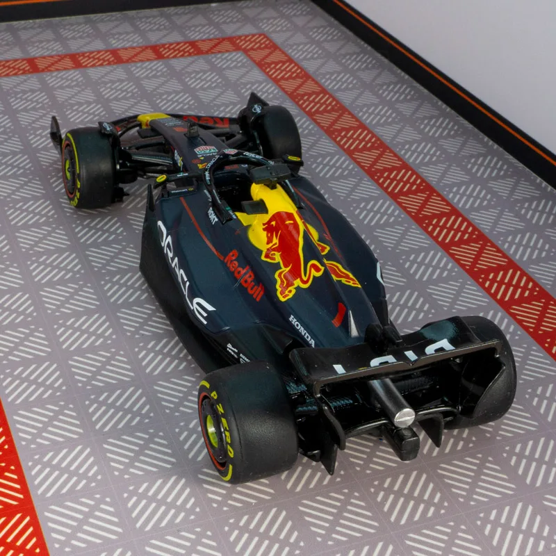 Фото Модель гоночного автомобиля Red Bull RB19 F1 Formula 1 от Rastar в масштабе 1:32, с высокой детализацией, качественной отделкой и отличным качеством изготовления. №3