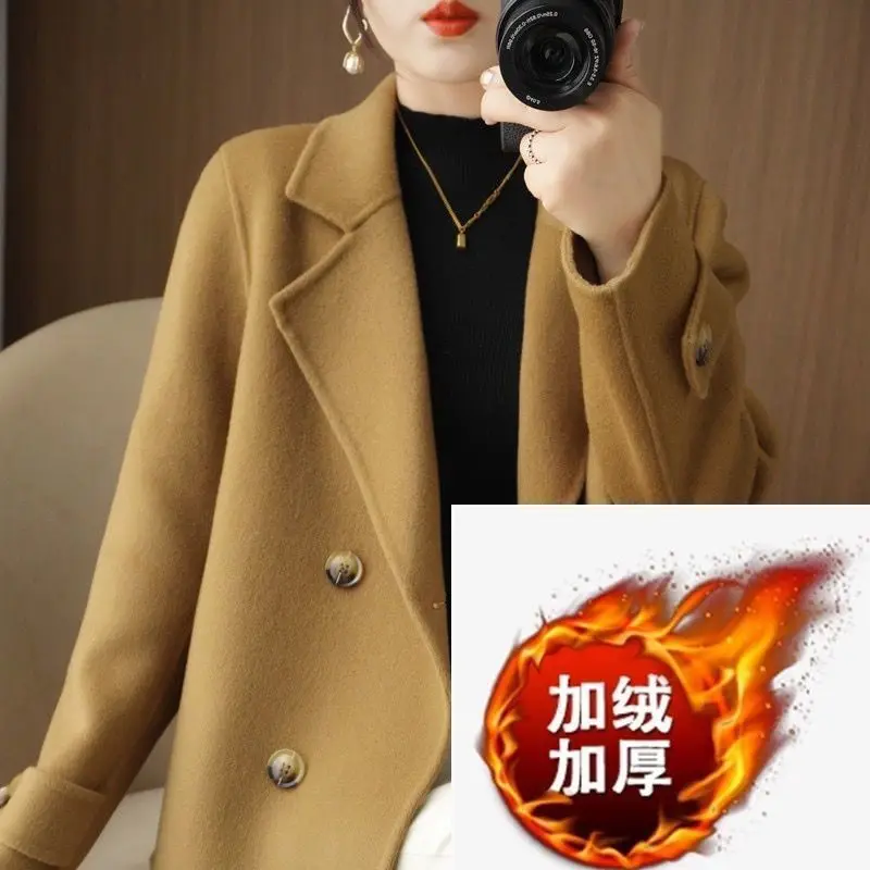 Thickened Woolen Coat with Added Fleece for Women Short and Loose Fitting Suit Collar Warm