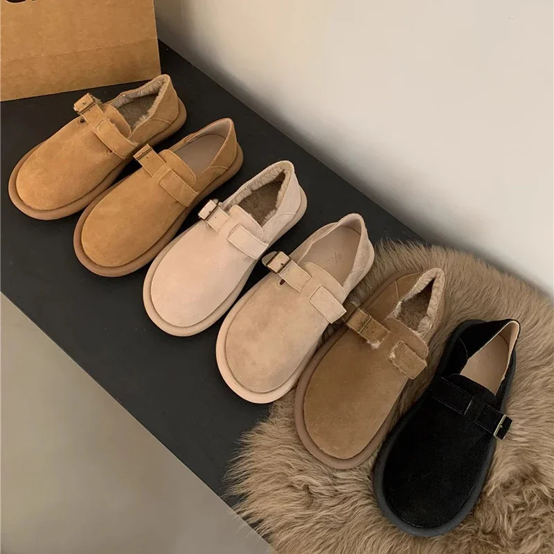 Женские теплые туфли на меху Винтажная обувь плоской подошве удобная мягкая