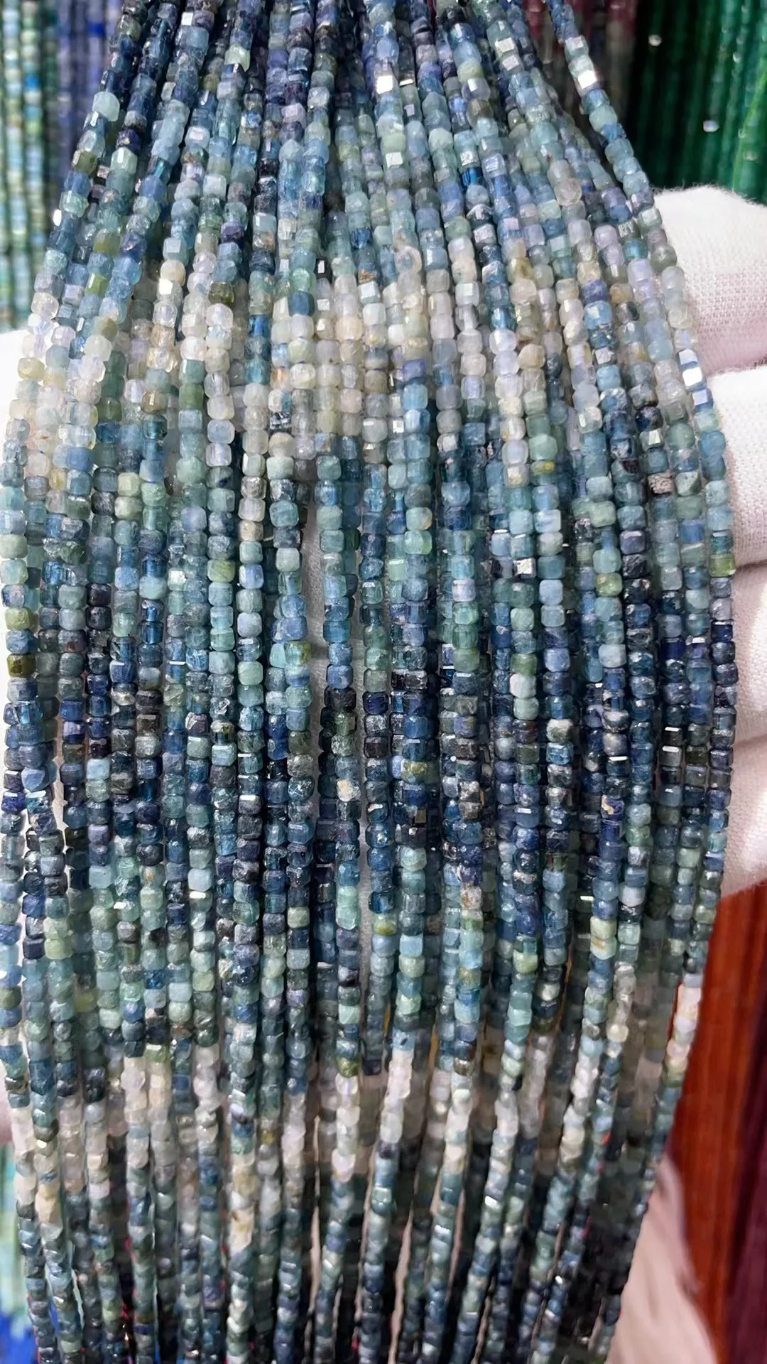 Blue Tourma cut face square grain 2 5x2 5 мм длина dagree38.5cm