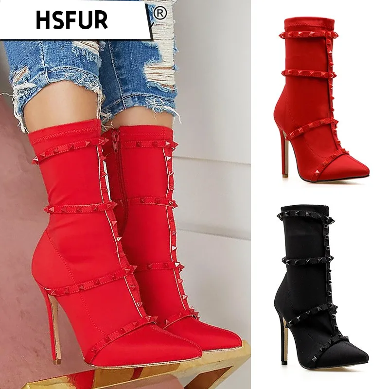 

Женские короткие ботинки с острым носком, женские мотоциклетные полусапожки в стиле панк с металлическим украшением, обувь на высоком каблуке с заклепками и кисточками