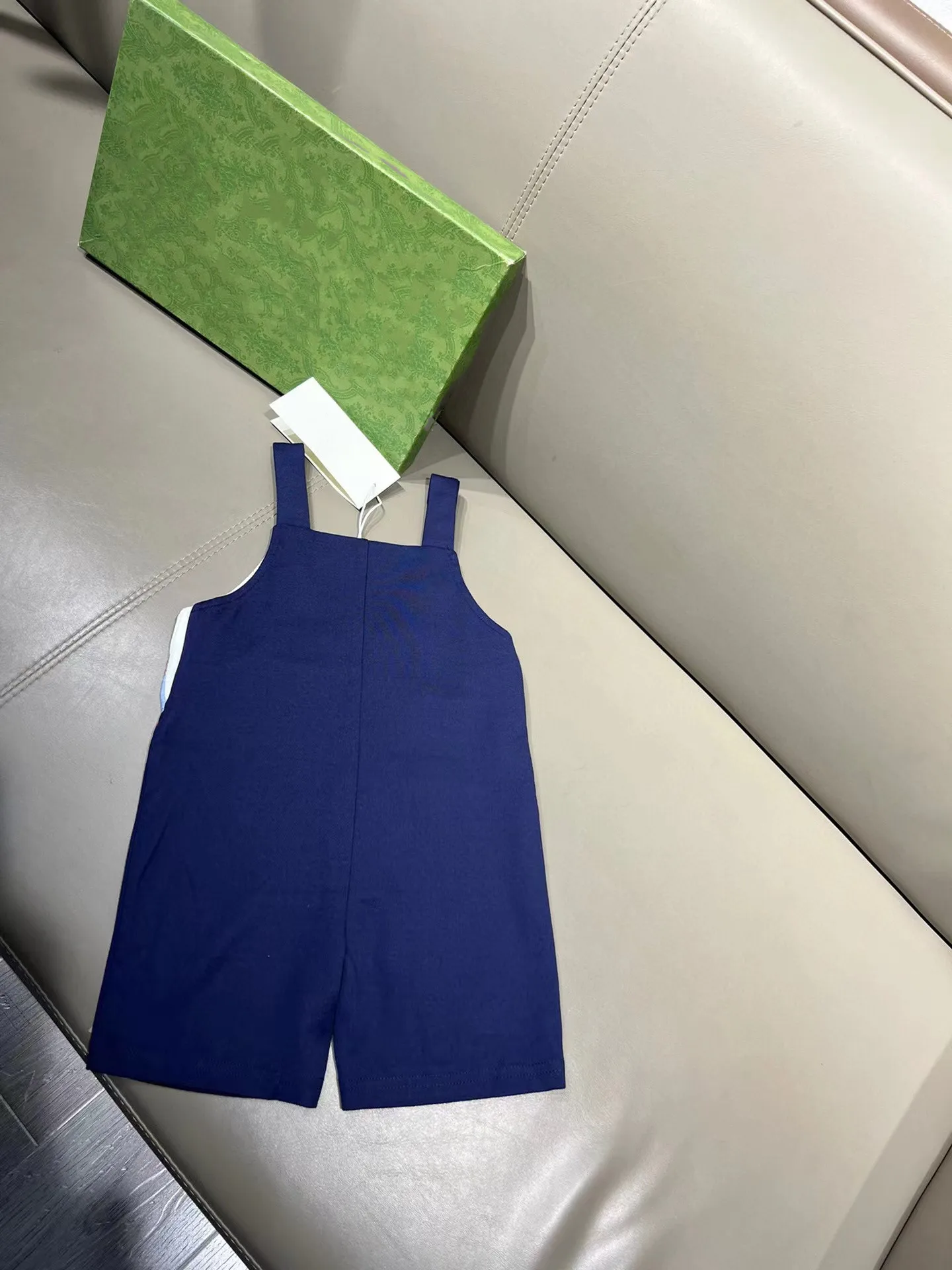 

2022 Summer high-quality fashion product pure cotton splicing color sleeveless suspender Jumpsuit infant suit size 59 66 73 80