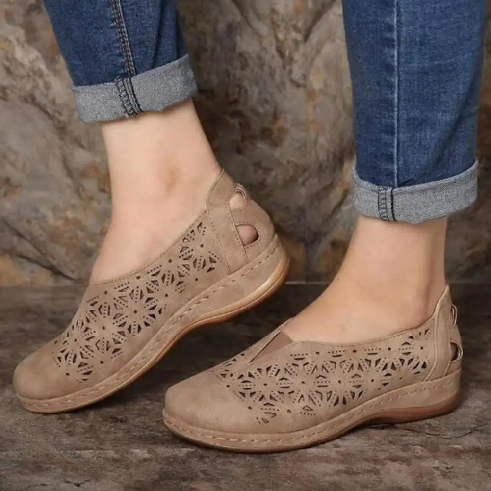 Сандалии женские с круглым носком противоскользящие на танкетке без застежки