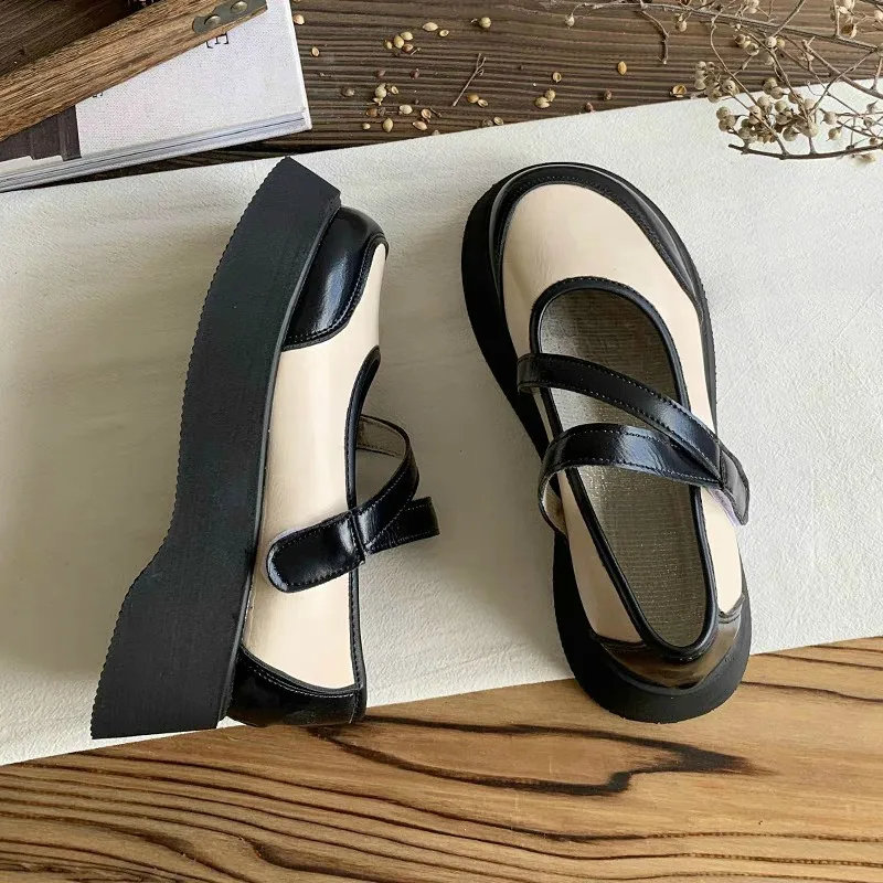 Женские туфли-оксфорды на платформе универсальные мягкие туфли смешанных цветов