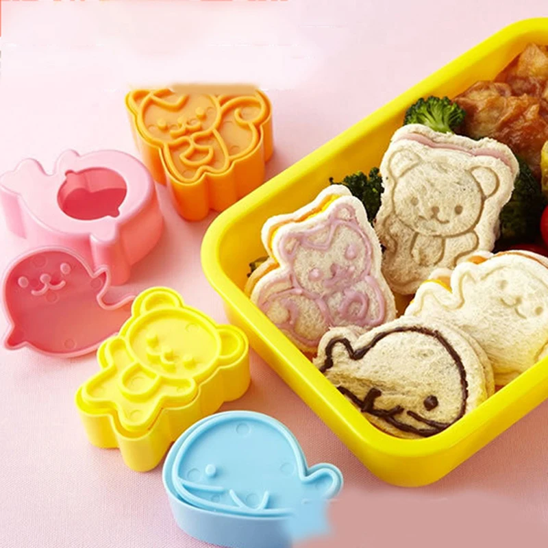 

4Pcs/Set Cute Samll Dolphin Samll Seal Squirrel Bear Sandwich Cookie Mold Cutters Cutter Cookie Cake Decorating Moulds Tools